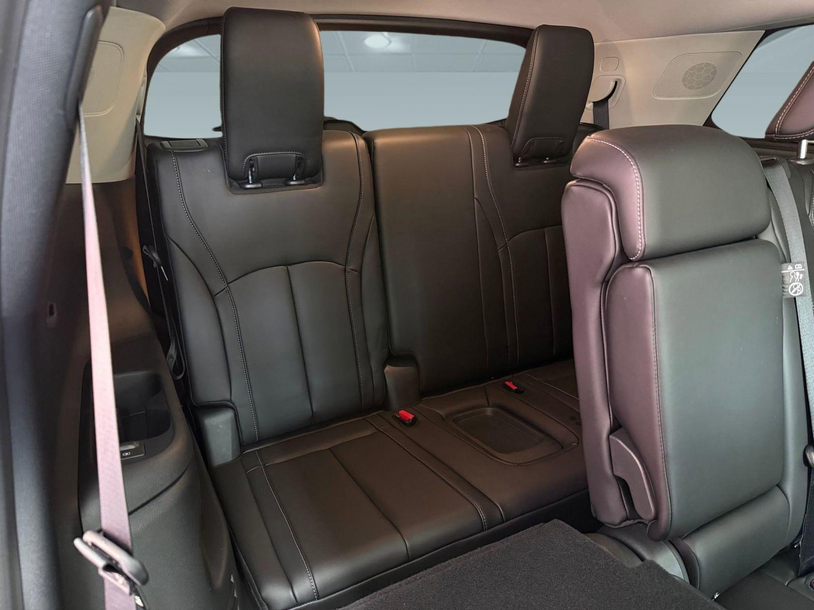 Used 2025 INFINITI QX60 Pure FWD image 26