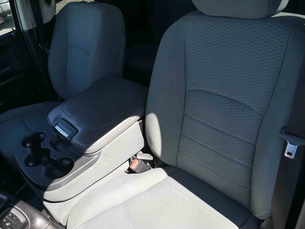 Used 2013 RAM 1500 ST w/ SXT Appearance Group AWD/4WD image 26