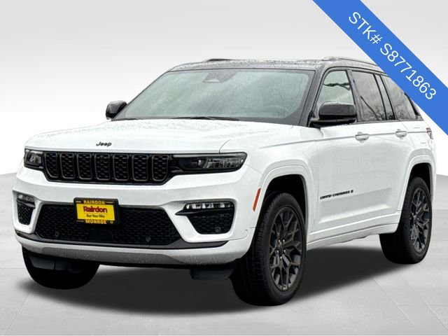 New 2025 Jeep Grand Cherokee Summit w/ Obsidian Package image 4