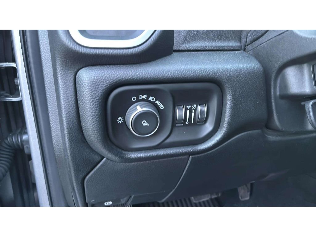 Used 2019 RAM 2500 Big Horn image 19