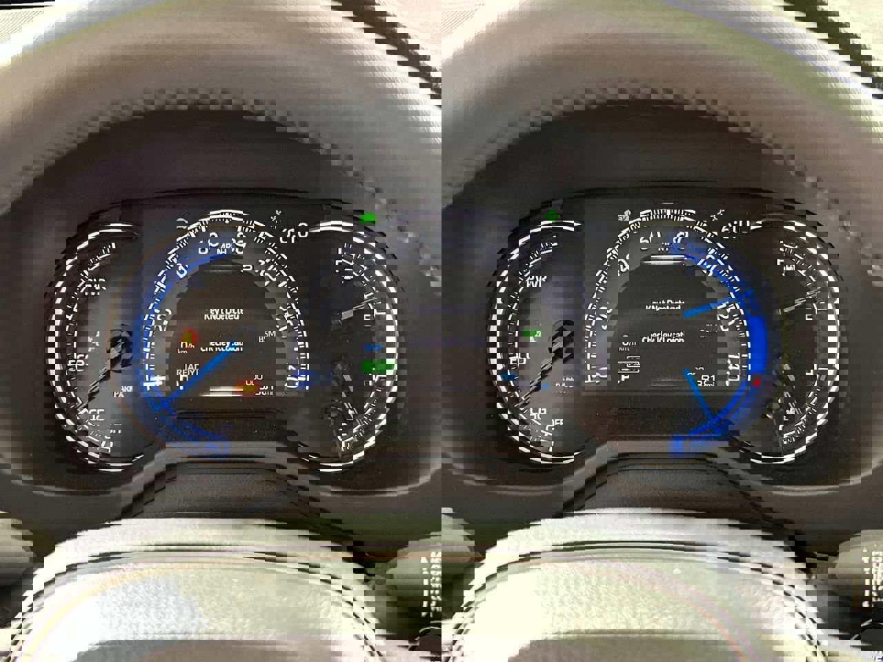 Used 2025 Toyota RAV4 XSE image 15