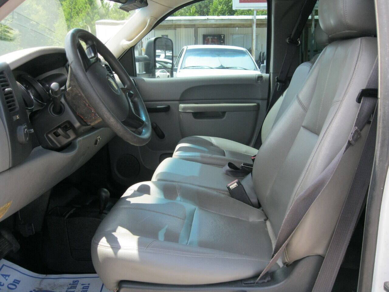 Used 2013 Chevrolet Silverado 3500 W/T image 8