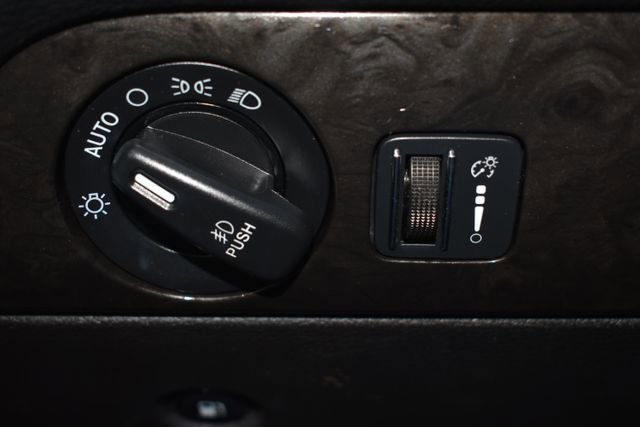 Used 2016 Dodge Durango Limited w/ Nav & Power Liftgate Group image 17