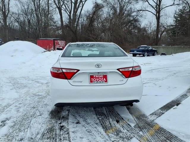 Used 2016 Toyota Camry LE FWD image 6
