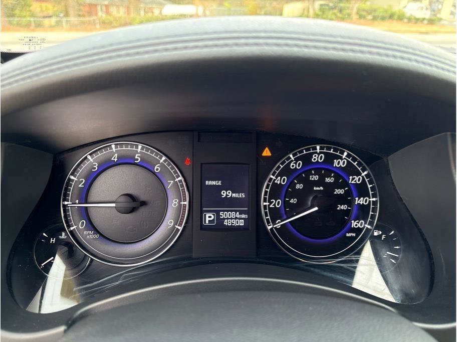 Used 2017 INFINITI QX50 Sport Utility 4D w/ Technology Package image 16