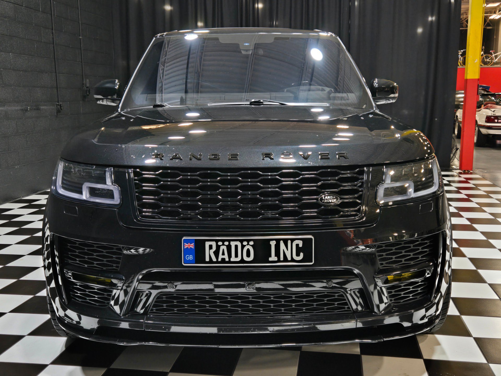 Used 2016 Land Rover Range Rover Long Wheelbase Supercharged AWD/4WD image 8