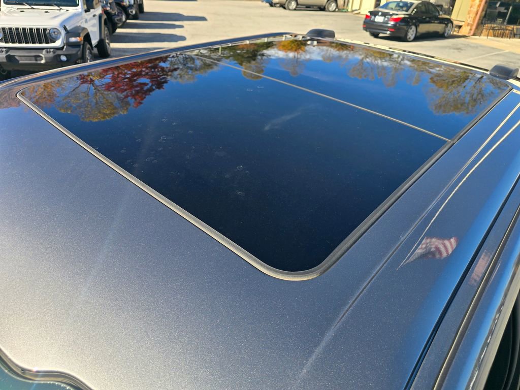 Used 2021 Ford F150 Platinum w/ Equipment Group 701A High image 22