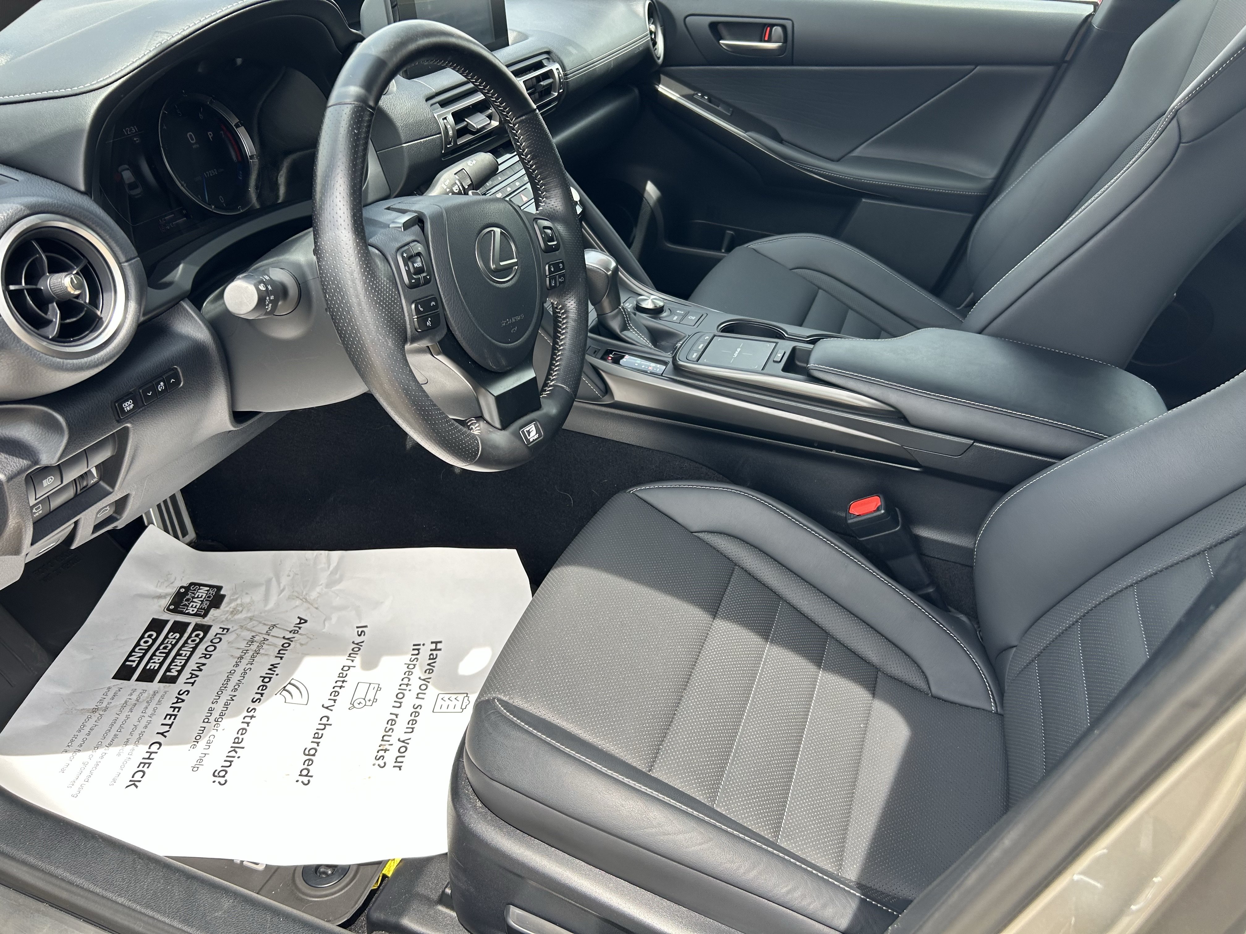 Used 2021 Lexus IS 350 F Sport w/ Accessory Package 2 AWD/4WD image 14