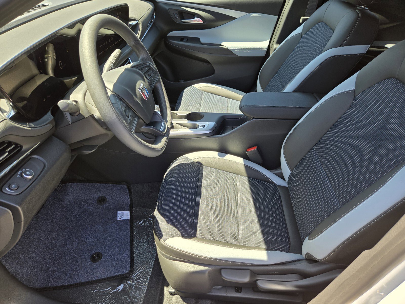 New 2025 Buick Envista Preferred image 6