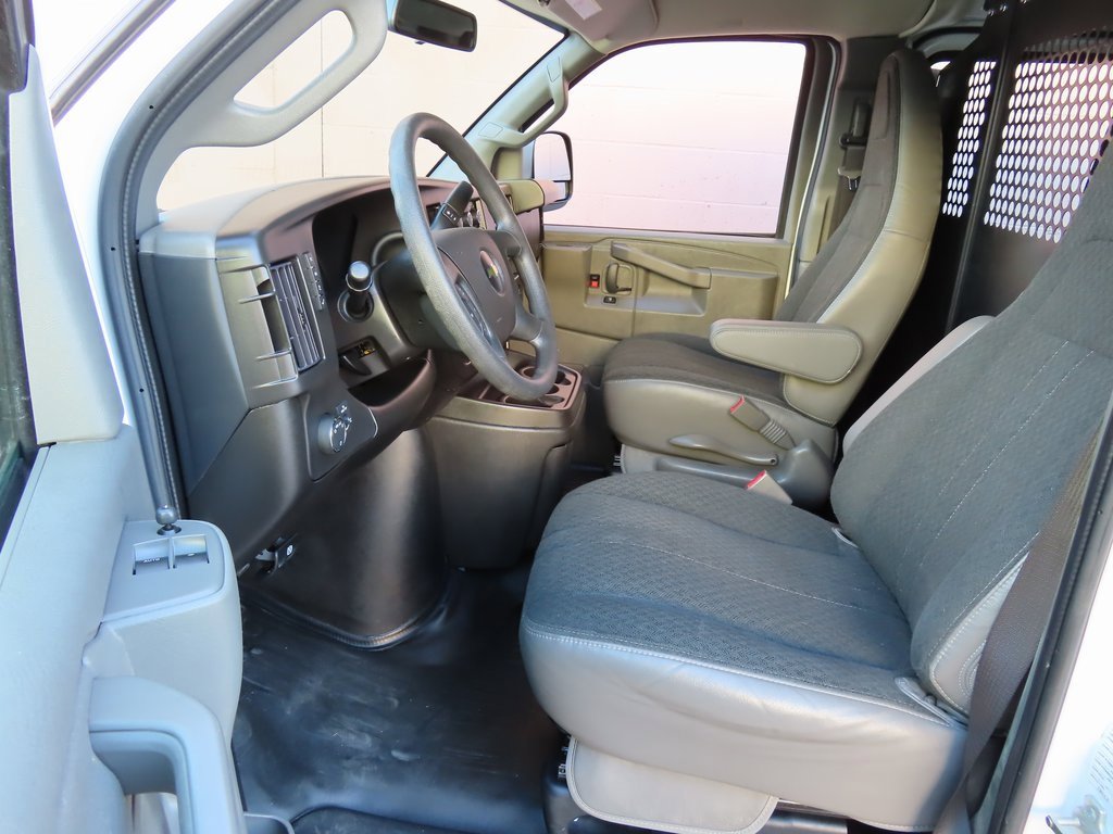 Used 2024 Chevrolet Express 2500 w/ Driver Convenience Package image 23