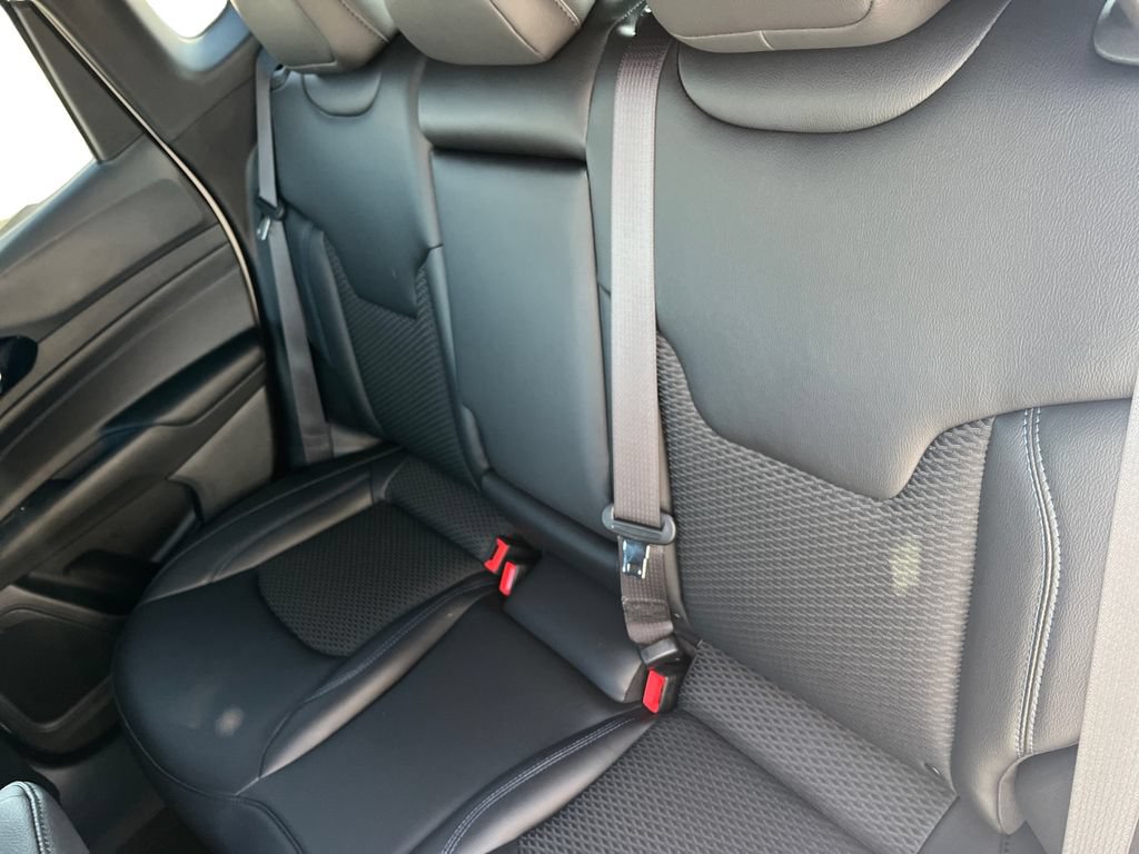 New 2026 Jeep Compass Latitude AWD/4WD image 22