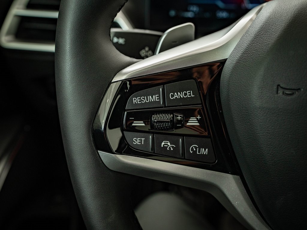 Used 2025 BMW 330i xDrive Sedan image 25