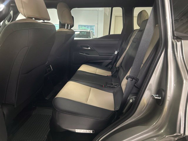 Used 2026 Lexus GX 550 AWD/4WD image 24