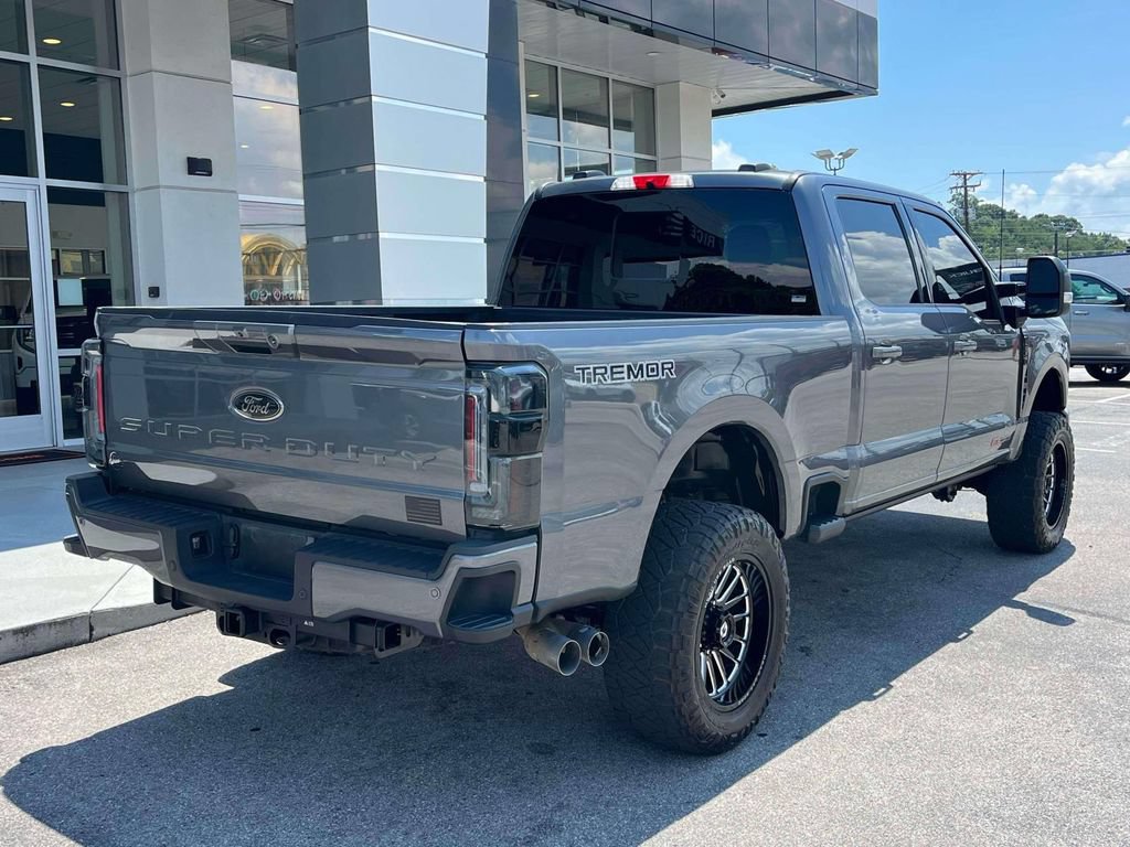 Used 2024 Ford F250 Lariat w/ Lariat Ultimate Package AWD/4WD image 3