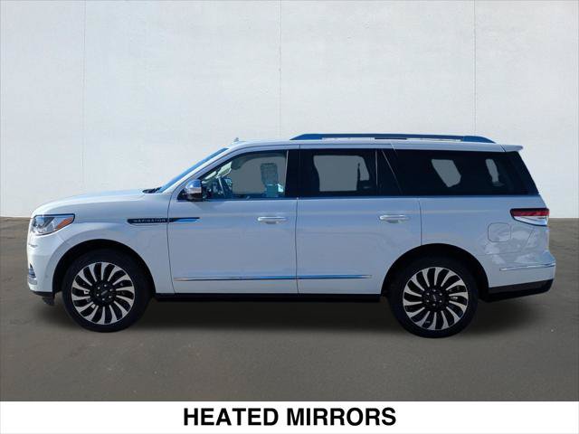 Used 2024 Lincoln Navigator Black Label AWD/4WD image 2