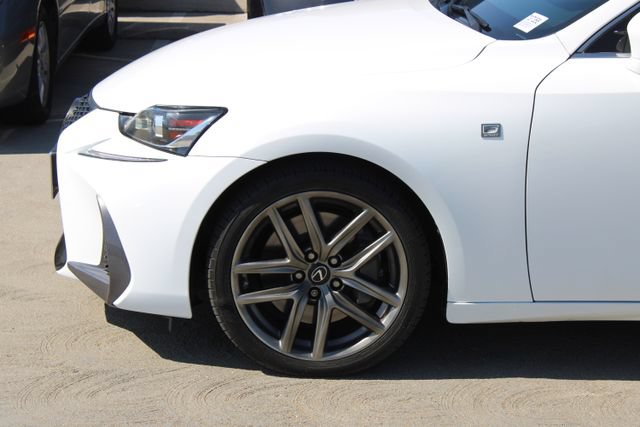 Used 2017 Lexus IS 200t F Sport w/ F Sport Package RWD image 4
