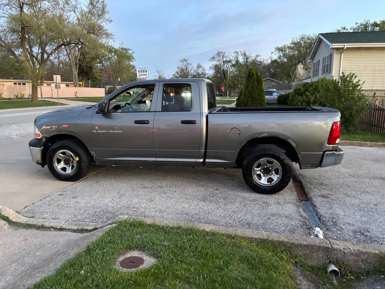 Used 2011 RAM 1500 ST w/ SXT Appearance Group AWD/4WD image 17