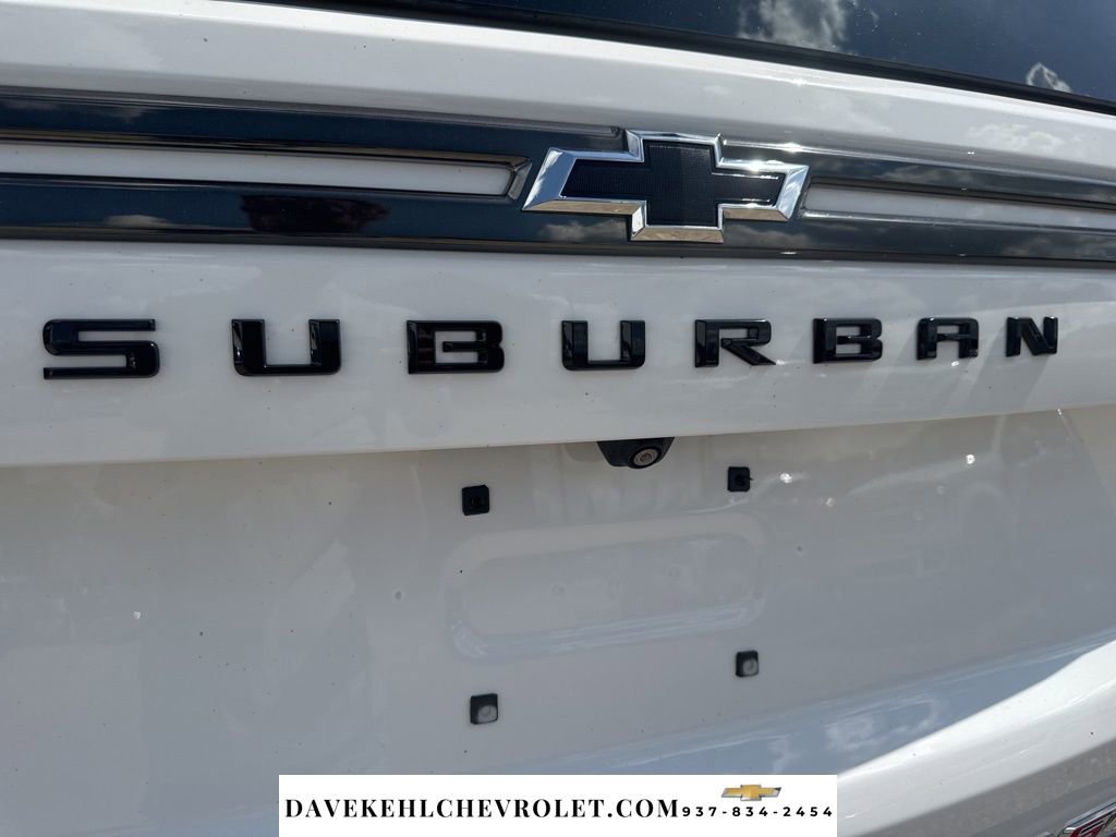 Certified 2022 Chevrolet Suburban RST w/ Luxury Package AWD/4WD image 54