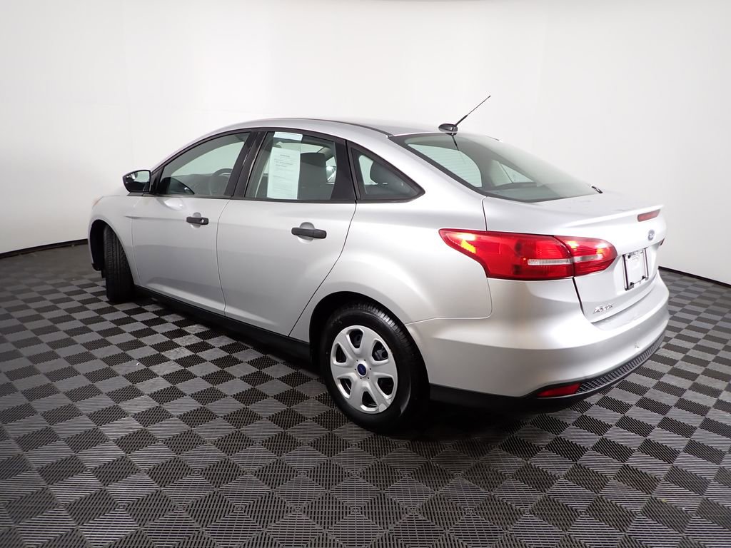 Used 2017 Ford Focus S FWD image 11