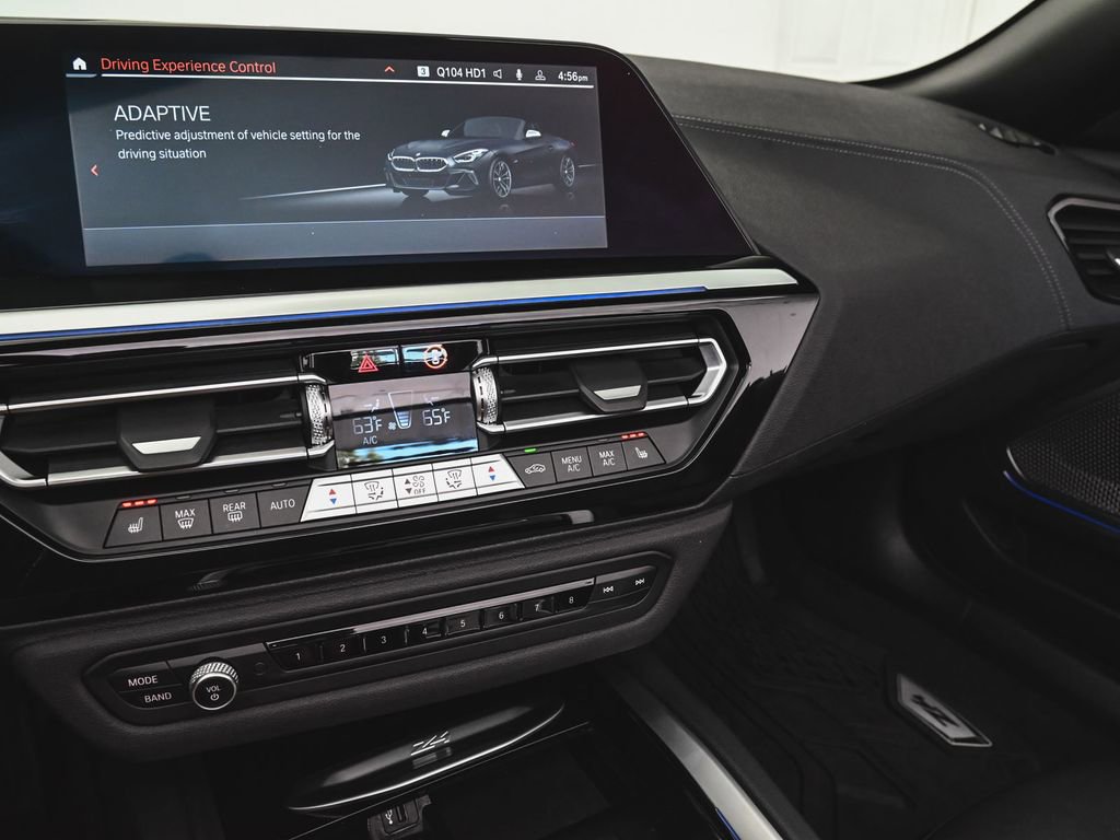 Used 2022 BMW Z4 M40i w/ Premium Package RWD image 22