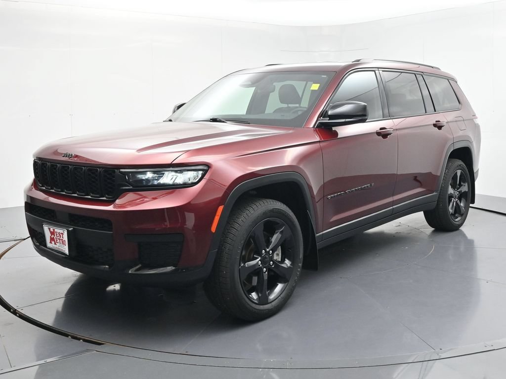 Used 2023 Jeep Grand Cherokee L Laredo AWD/4WD image 1
