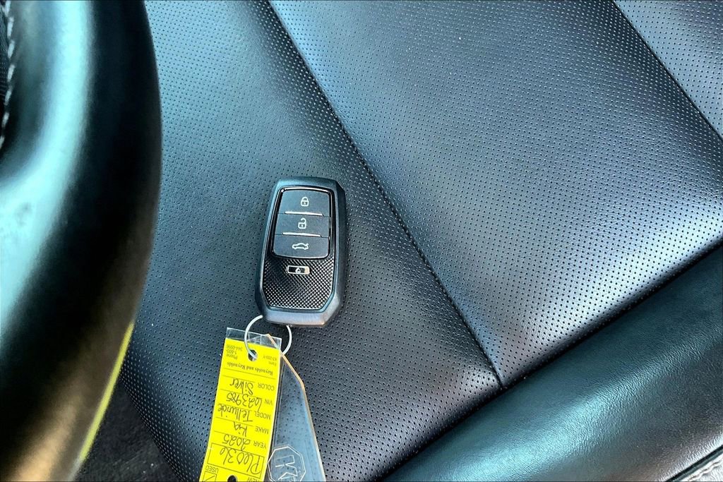 Used 2025 Kia Telluride S image 10