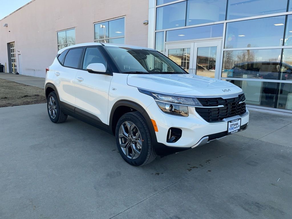 New 2026 Kia Seltos LX image 1