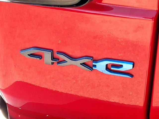 Used 2024 Jeep Wrangler Unlimited image 23