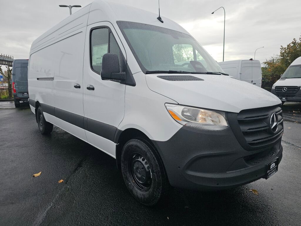 New 2025 Mercedes-Benz Sprinter 2500 image 8