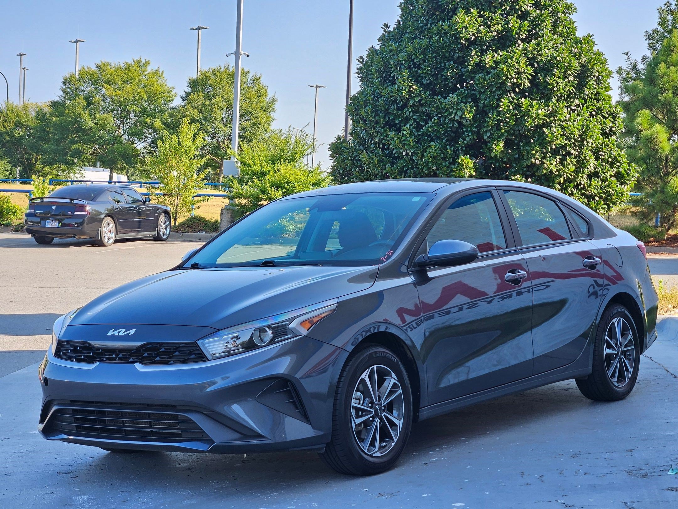 Used 2024 Kia Forte LXS FWD image 3