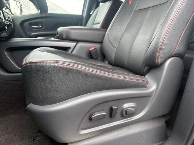Certified 2023 Nissan Titan PRO-4X w/ Pro-4x Convenience Package AWD/4WD image 12