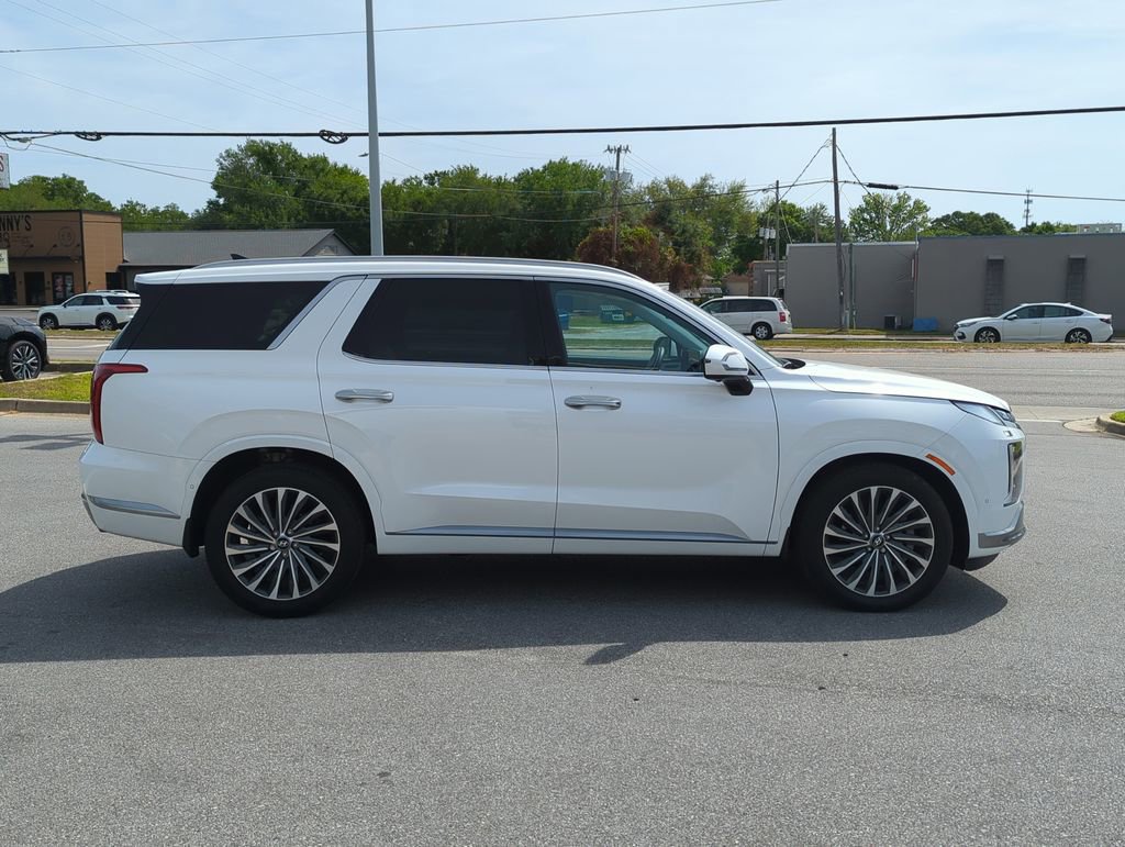 Used 2025 Hyundai Palisade Calligraphy image 8