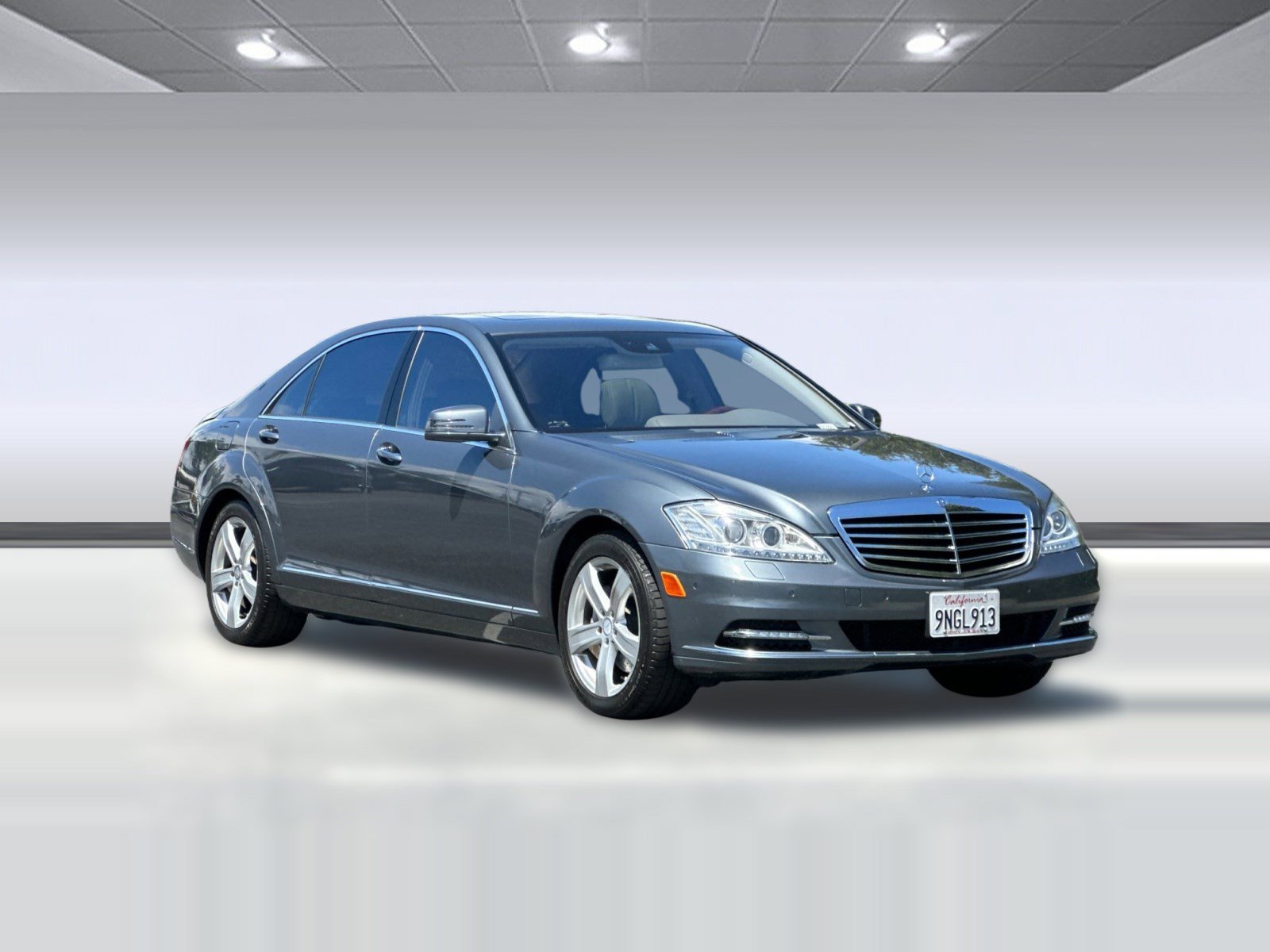 Used 2010 Mercedes-Benz S 550 image 6