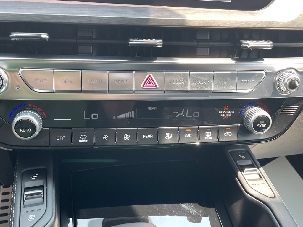 Certified 2025 Kia Telluride SX Prestige X-Line AWD/4WD image 26