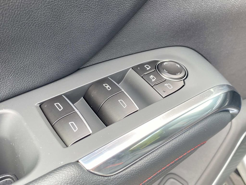 New 2026 Chevrolet Traverse RS image 17