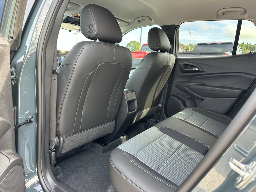 New 2026 Chevrolet Trax LT w/ Driver Confidence Package FWD image 14