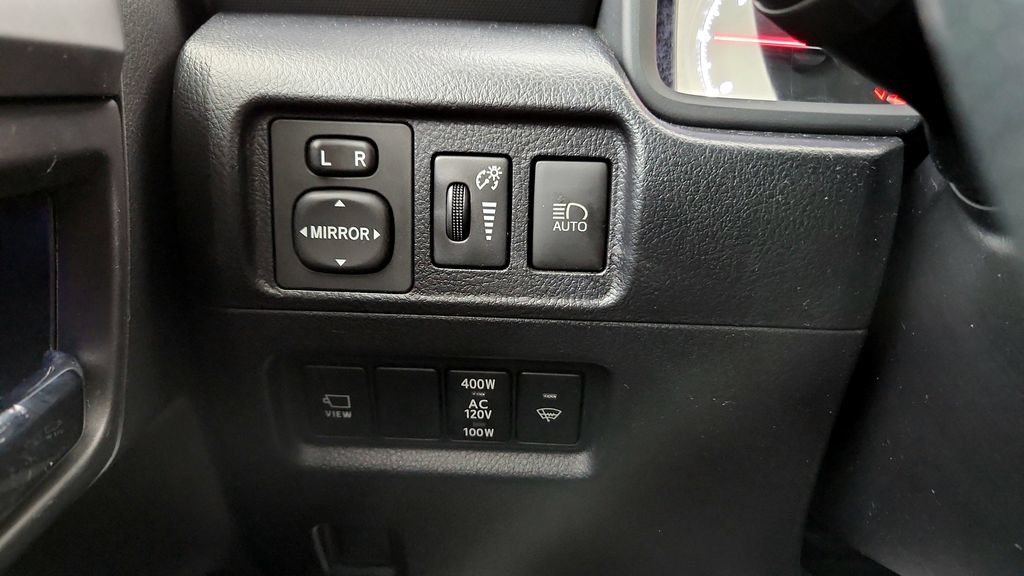 Certified 2022 Toyota 4Runner Limited AWD/4WD image 25