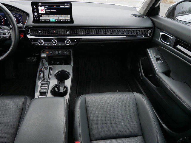 Used 2022 Honda Civic Touring image 12