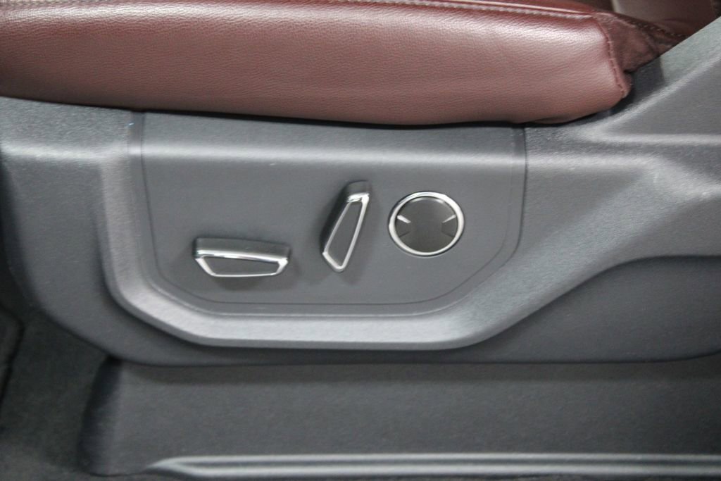 Used 2024 Ford Expedition Limited image 22