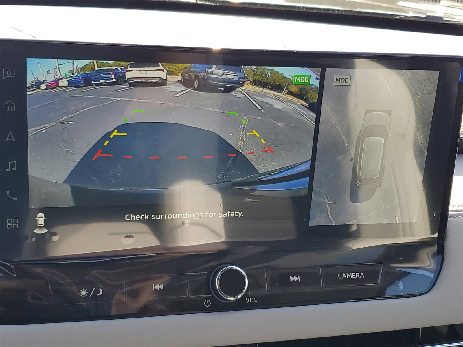 New 2025 Mitsubishi Outlander SE image 17