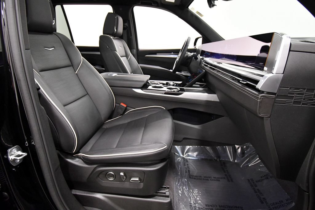 Used 2025 Cadillac Escalade Sport AWD/4WD image 19