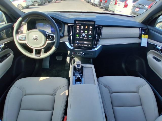 New 2026 Volvo XC90 T8 Plus w/ Protection Package Premier AWD/4WD image 11