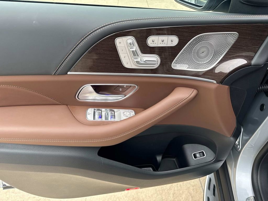 New 2026 Mercedes-Benz GLE 63 AMG S image 16