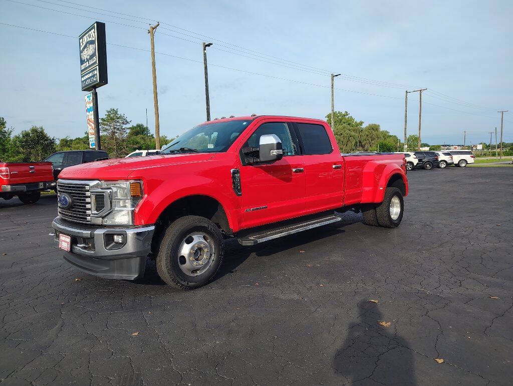 Used 2022 Ford F350 Lariat w/ Chrome Package AWD/4WD image 3