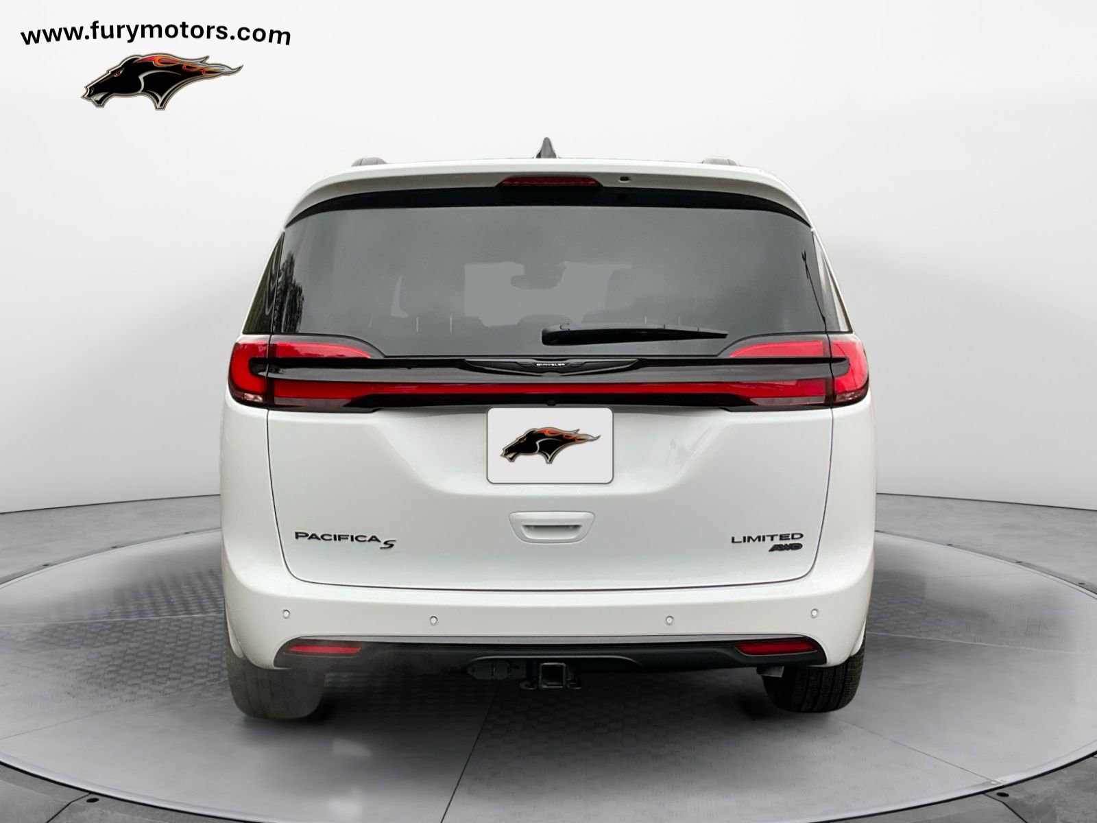 New 2026 Chrysler Pacifica Limited w/ S Appearance Package image 4
