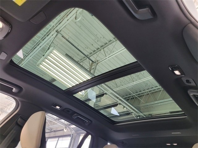 Certified 2026 Volvo XC90 B5 Plus w/ Protection Package image 18