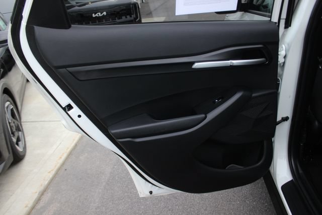 Used 2025 Kia Seltos LX AWD/4WD image 22