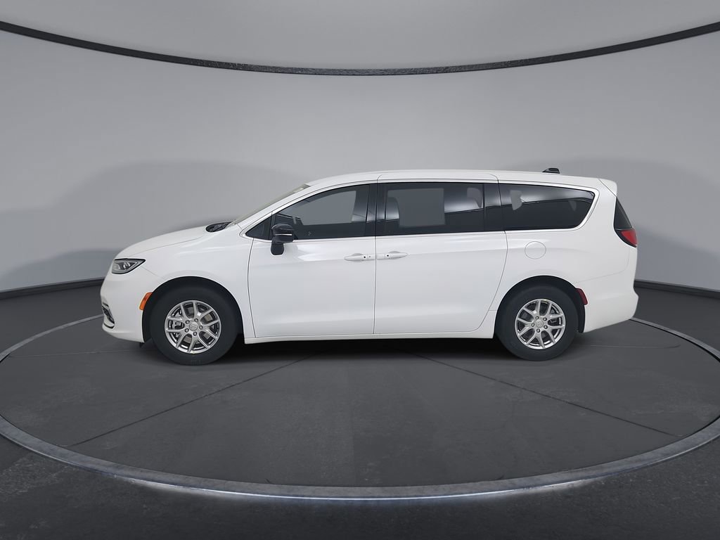 New 2026 Chrysler Pacifica Select FWD image 5