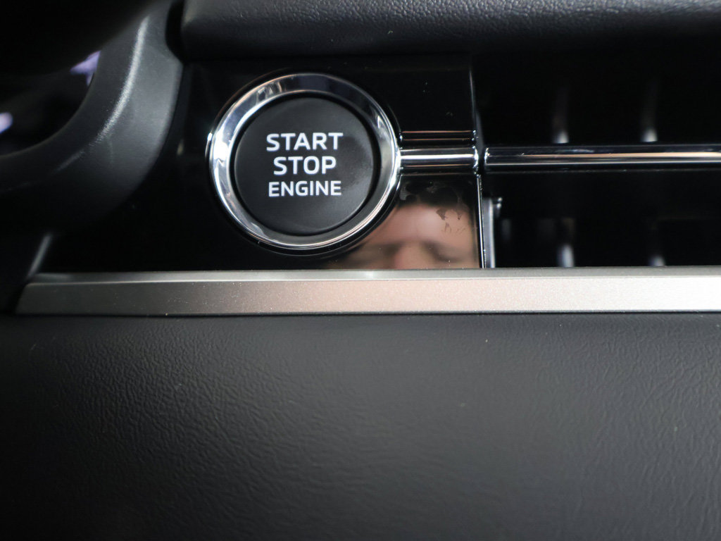 New 2026 Mitsubishi Outlander LE FWD image 38