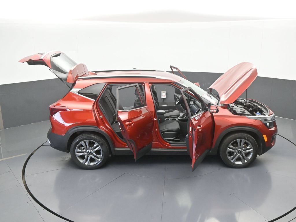 Used 2023 Kia Seltos S FWD image 64